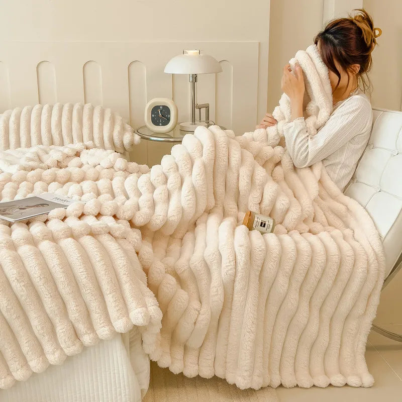 Luxurious Faux Rabbit Fur Blanket for Cozy Couch and Bed